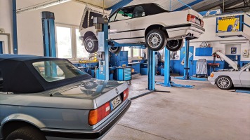 BMW E30, 318i Cabrio